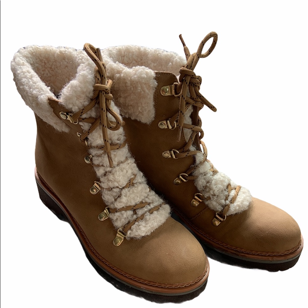 ✶ ✶TOMMY HILFIGER FUR BOOTS ✶ ✶
